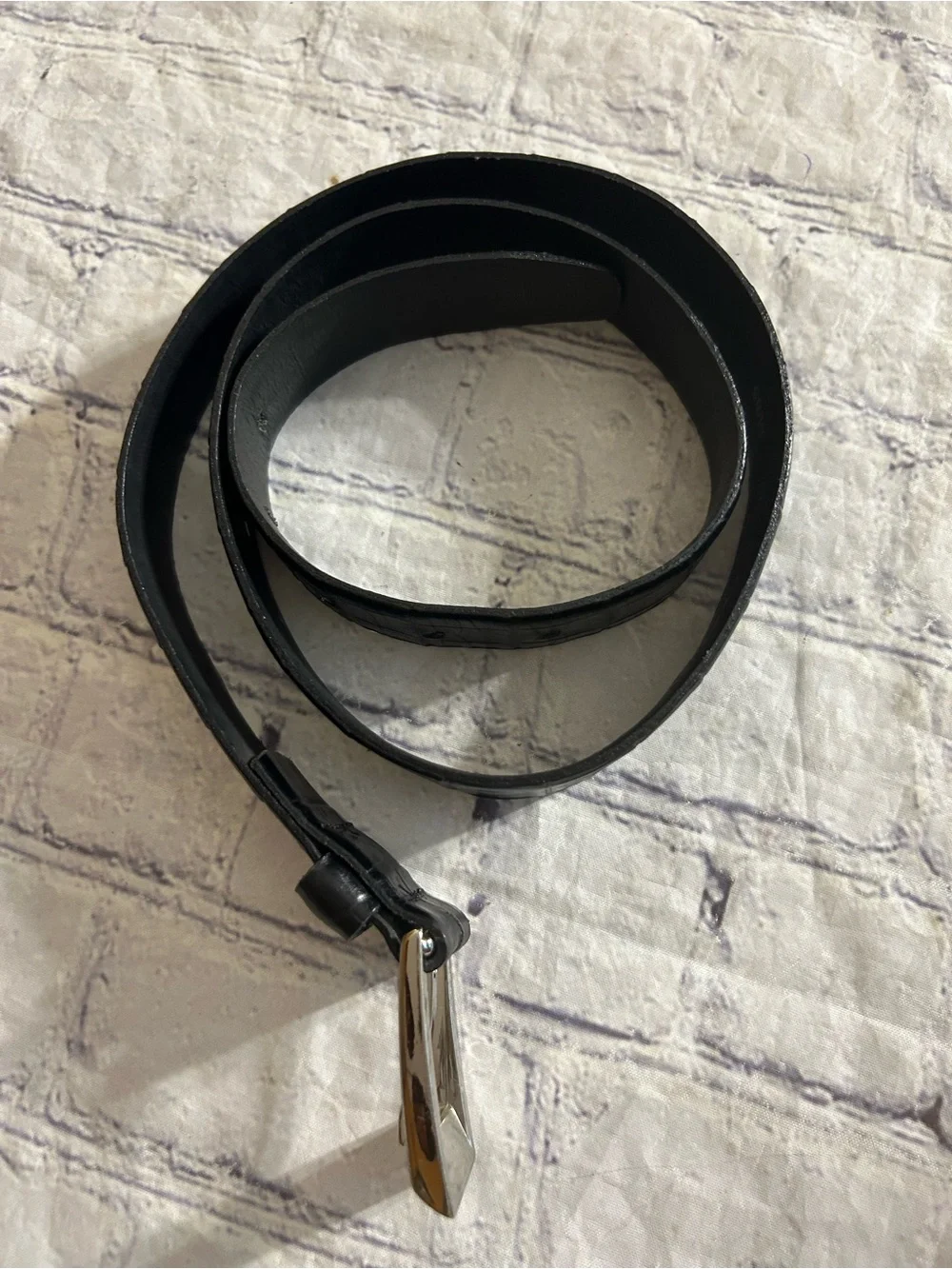 MEXX BLACK CROC PRINT LEATHER SILVER TONE BUCKLE WOMEN’S BELT SIZE MEDIUM